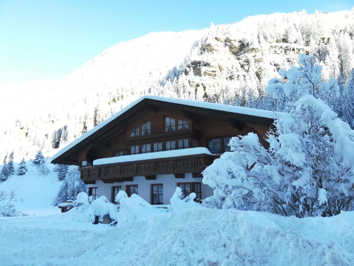 Haus Alpengruss Hotel Санкт Леонард им Пицтал Екстериор снимка