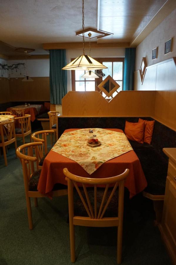 Haus Alpengruss Hotel Санкт Леонард им Пицтал Екстериор снимка