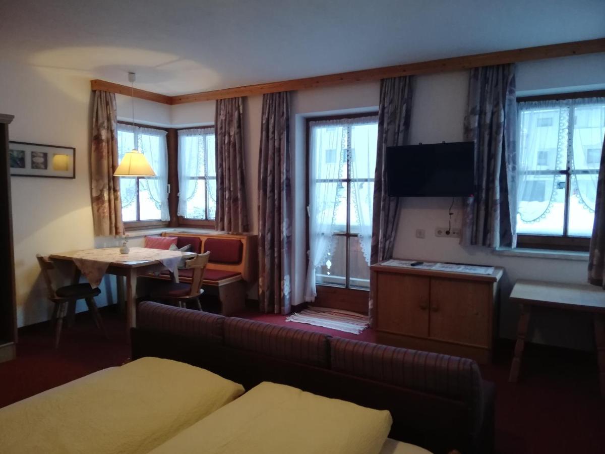 Haus Alpengruss Hotel Санкт Леонард им Пицтал Екстериор снимка