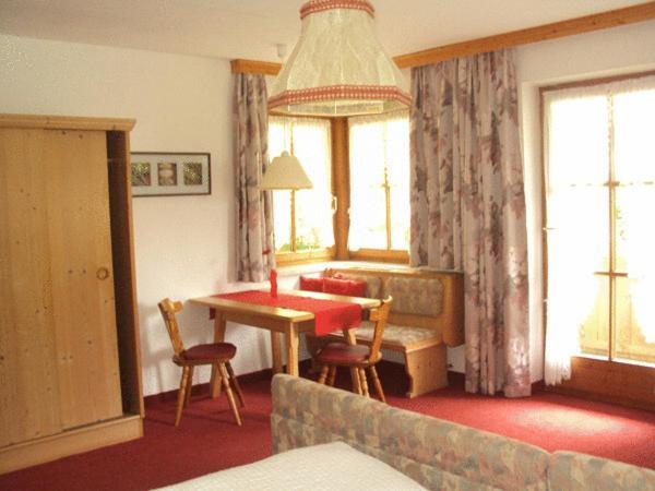 Haus Alpengruss Hotel Санкт Леонард им Пицтал Екстериор снимка